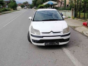 Park Halindeki Otomobili Çalan Şüpheli, Arkadaşını Gezdirirken Yakalandı