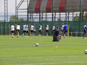 Rumen 1. Ligine Yükselen Petrolul Ploieşti, Yeni Sezon Hazırlıklarını Sürdürüyor