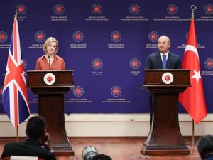 Bakan Çavuşoğlu, Rusya’nın Ukrayna’nın Tahıllarını Türkiye’ye Sattığı İddialarına İlişkin Konuştu