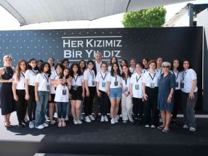 ‘Yıldız Kızlar’ İ̇stanbul’da Buluştu