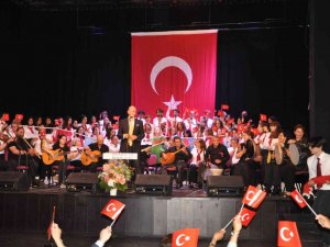 Tkm’de Gençleşen Türküler Rüzgârı