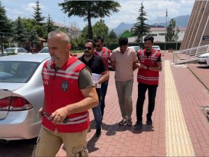 2 Aylık Hamile Eşini Öldüren Şahıs Adliyeye Sevk Edildi