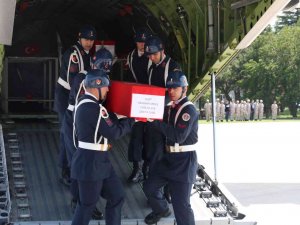 Şehit Jandarma Astsubay Arduç’un Naaşı Eskişehir’e Ulaştı