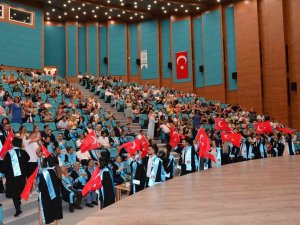 Baün’de Mezuniyet Coşkusu