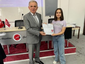 Geleceğin Şefleri Üniformalarını Törenle Aldı