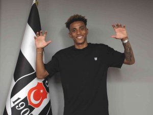 Gedson Fernandes 4+1 Yıllık Sözleşmeye İmza Attı