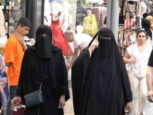 Bursalı Esnafın Gözü Kulağı Gelecek Arap Turistte