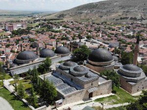 Seyyid Battal Gazi Külliyesi Yenilenen Yüzüyle Ziyaretçilerini Bekliyor