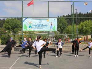 Küçükçekmeceliler, Güne Sabah Sporuyla Başlıyor