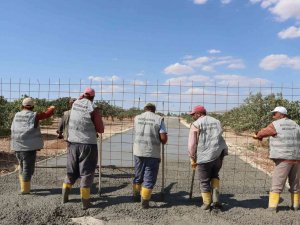 Birecik’te Çelik Hasırlı Beton Yol Uygulaması