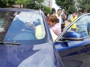 Eskişehir’in Göbeğinde Yol Kesip Kadın Sürücüyü Vurdu