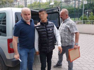 Para Çalarken Kameraya Yakalanan Hırsız Gözaltına Alındı