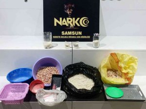 Bekar Evindeki Uyuşturucu İmalatına Operasyon: 2 Gözaltı