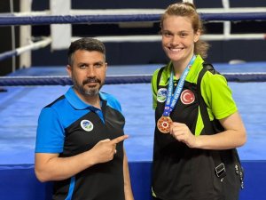 Büyükşehir Kick Boks’cuları Nefes Kesti