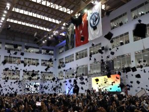 Barü’de Binlerce Öğrenci Mezun Olmanın Gururunu Yaşadı