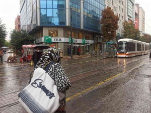 Meteoroloji Gök Gürültülü Sağanak Yağış Uyarısı Yaptı