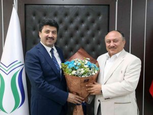 Subü Teknoloji Fakültesi’nde Bayrak Değişimi