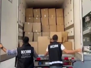 Kamyon Kasasından 3 Milyon 87 Bin Kaçak Sigara Ele Geçirildi