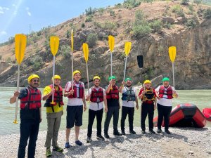İ̇çişleri Bakan Yardımcısı Ersoy, Rafting Yaptı