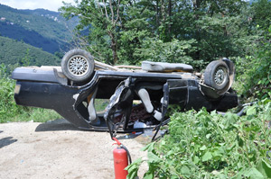 Cenaze Yolunda Kaza: 1 Ölü 2 Yaralı