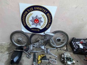 İ̇skenderun’da Motosiklet Hırsızlığı Şüphelisi 2 Kişi Yakalandı