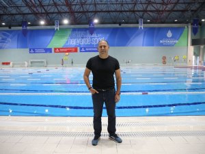 İ̇zzet Renay Onur, Yunanistan’dan Türkiye’ye Yüzecek