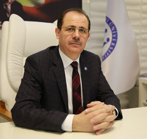 Bayburt Üniversitesi Rektörü Prof. Dr. Selçuk Coşkun'un Ramazan Bayramı Mesajı