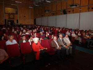 Gelincikler Narindir Oyunu İzleyicilerden Tam Not Aldı