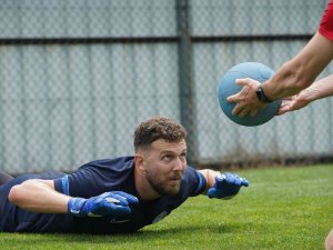 Rizespor Yeni Sezonun Antrenmanlarını Günde Çift Antrenmanla Sürdürüyor