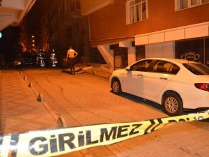 Evini İlaçlattı, Binadaki Vatandaşlar Zehirlendi: 16 Kişi Hastaneye Kaldırıldı
