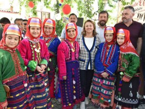 Makbule Efe’nin Çocukları Kitabı Okuyucularla Buluştu