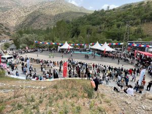 Çatak’ta “Kanispi, Ceviz, Bal, Alabalık Ve Rafting Festivali” Coşkusu