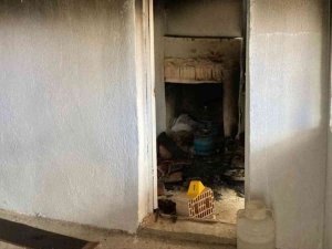 Yalnız Yaşayan Yaşlı Kadın Evinde Ölü Bulundu