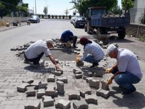 Bağlar Belediyesinden Parke Çalışmaları