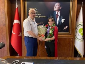 Kaymakam Arısoy Başarılı Sporcu Gerçekden İle Görüştü
