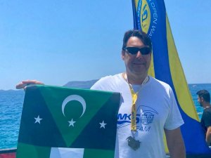 Bursalı Belediye Başkan Yardımcısı Yunan Adasından Türkiye’ye Yüzerek Geçti