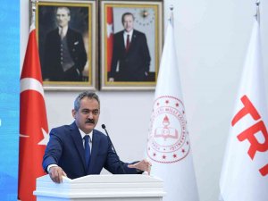 Bakan Özer: “İ̇lk Kez İ̇ngilizce Ve Arapça Destekleme Yetiştirme Kursları Açacağız”