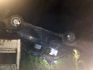 Bayram ziyaretinden dönen aile kaza yaptı: 1 ölü, 4 yaralı