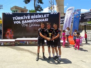 Muğla Bisiklet Takımı Türkiye Şampiyonası’ndan Madalya İle Döndü