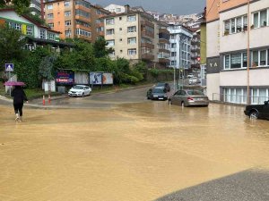 Turuncu Alarm Verilen Zonguldak’ta Yağış Sürüyor