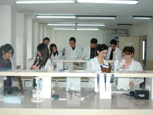 Omü Fen-edebiyat Fakültesi Öğrencilerine Sahada Uygulama Ve İş İmkanı