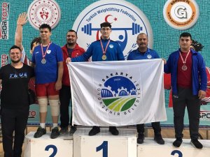 Yıldızlar Halter Şampiyonu Büyükşehir’den
