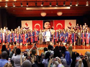 Sanko Üniversitesi’nde Mezuniyet Heyecanı