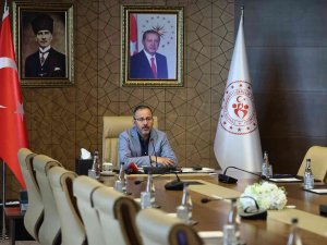 Bakan Kasapoğlu: "Halkın Spora Erişiminde Antrenörlerin Katkısı Çok Önemli"