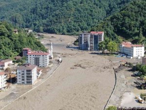Selin Vurduğu Bozkurt’ta Enkaz Havadan Görüntülendi
