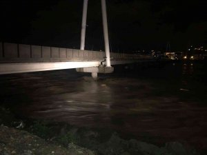 Çaycuma Sanayi Sitesi Sular Altında Kaldı