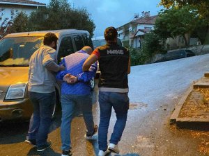 İ̇stanbul’da Zehir Tacirlerine Şafak Operasyonu: Çok Sayıda Gözaltı