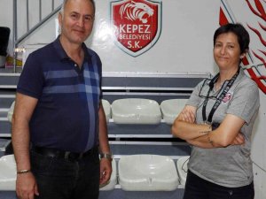 Kepez Basketboluna Şampiyon Antrenör