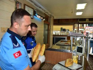 Zabıta Ekiplerinden Fırınlarda Hijyen Ve Gramaj Denetimi