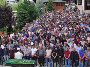 Çorum’daki Kazada Hayatını Kaybeden Vergi Memuru Toprağa Verildi